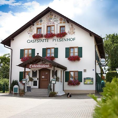 Landgasthof Pilsenhof Entenbraterei Hechendorf am Pilsensee Luaran gambar
