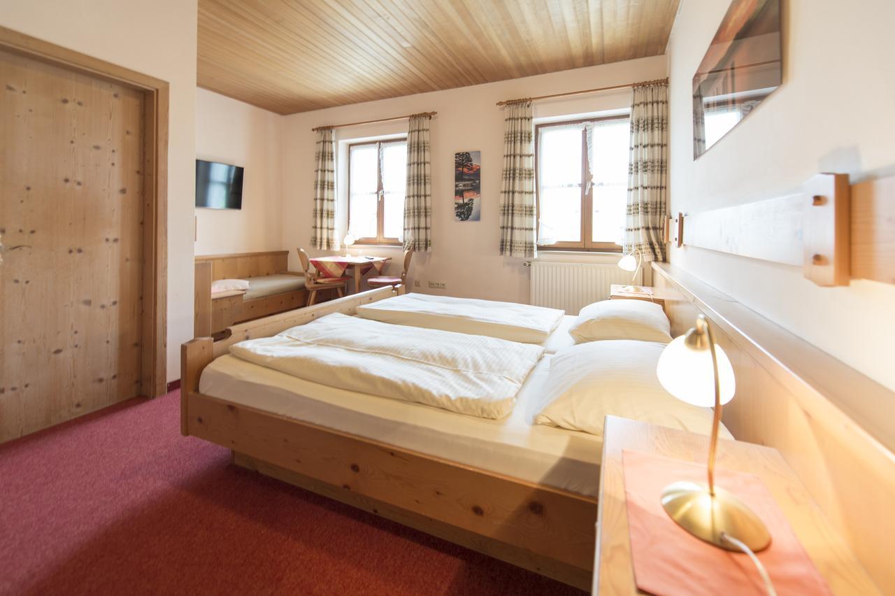 Landgasthof Pilsenhof Entenbraterei Hechendorf am Pilsensee Luaran gambar