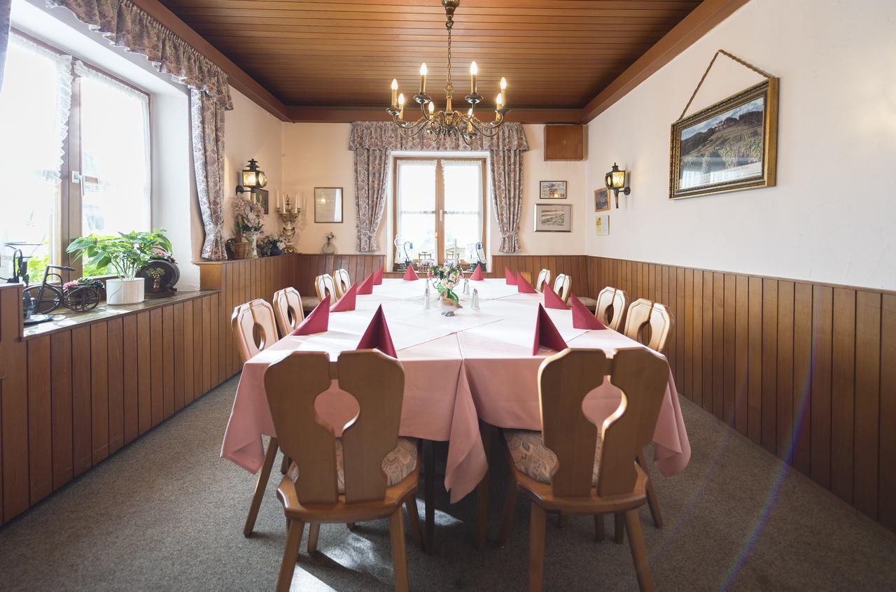 Landgasthof Pilsenhof Entenbraterei Hechendorf am Pilsensee Luaran gambar